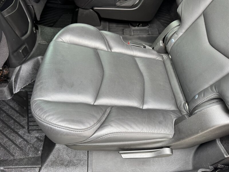 2020 Cadillac Escalade Premium Luxury ESV - Photo 36 - Rockaway, NJ 07866