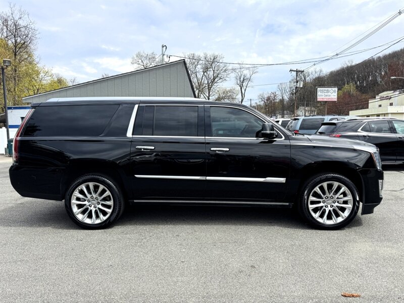 2020 Cadillac Escalade Premium Luxury ESV - Photo 4 - Rockaway, NJ 07866