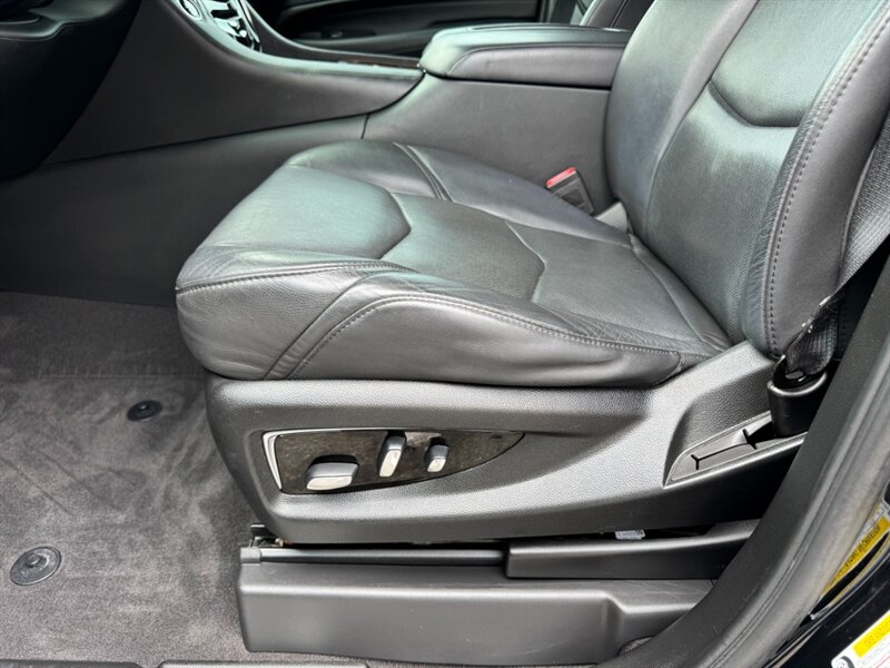2020 Cadillac Escalade Premium Luxury ESV - Photo 21 - Rockaway, NJ 07866