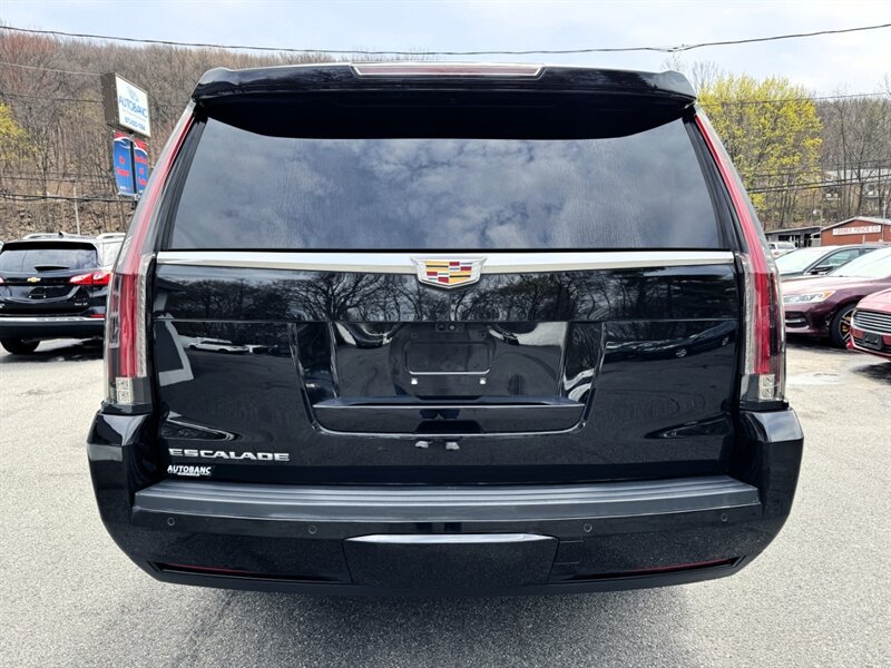 2020 Cadillac Escalade Premium Luxury ESV - Photo 6 - Rockaway, NJ 07866