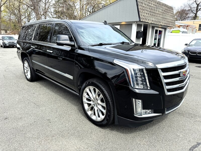 2020 Cadillac Escalade Premium Luxury ESV - Photo 10 - Rockaway, NJ 07866