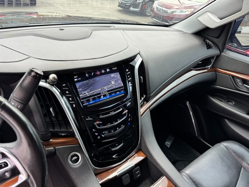 2020 Cadillac Escalade Premium Luxury ESV - Photo 27 - Rockaway, NJ 07866