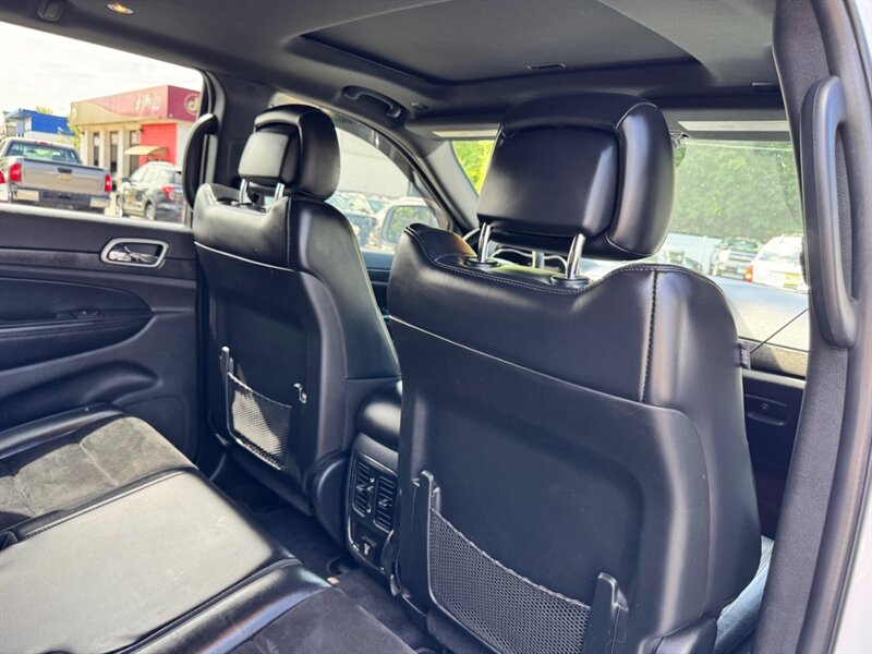 2018 Jeep Grand Cherokee Altitude photo 33
