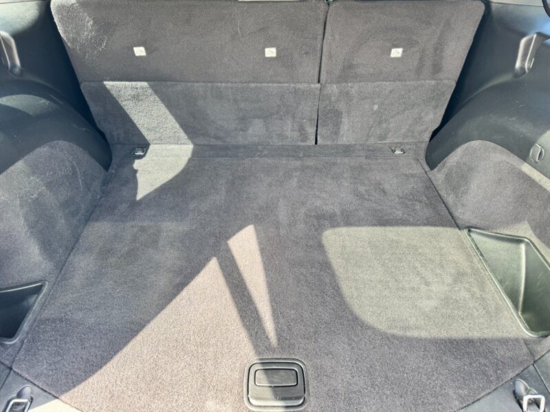 2018 Jeep Grand Cherokee Altitude photo 27