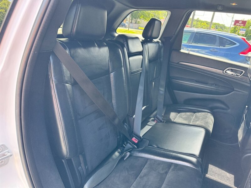 2018 Jeep Grand Cherokee Altitude photo 32