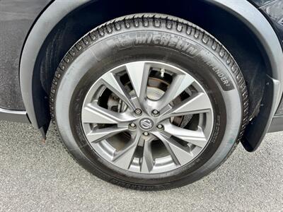 2017 Nissan Murano SV   - Photo 11 - Rockaway, NJ 07866