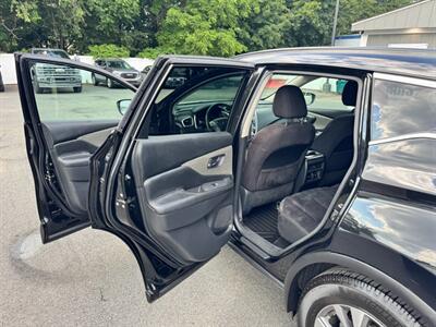 2017 Nissan Murano SV   - Photo 29 - Rockaway, NJ 07866