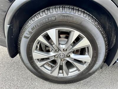 2017 Nissan Murano SV   - Photo 13 - Rockaway, NJ 07866