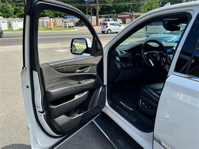 2017 Cadillac Escalade Platinum ESV - Photo 17 - Rockaway, NJ 07866