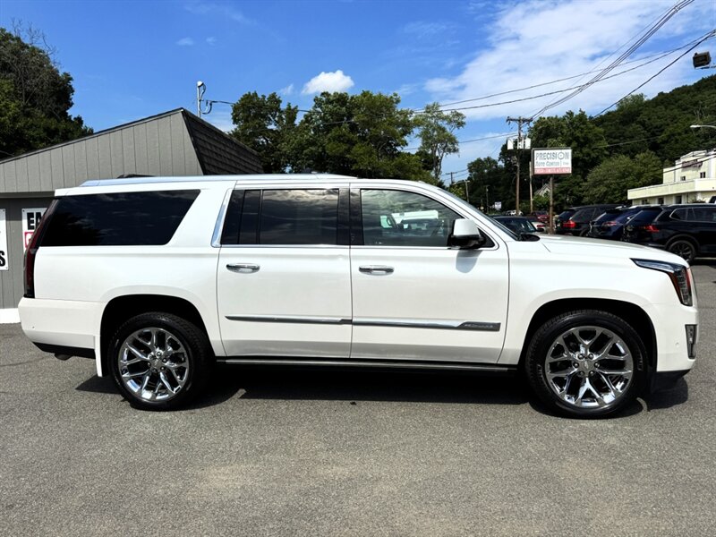 2017 Cadillac Escalade Platinum ESV - Photo 4 - Rockaway, NJ 07866