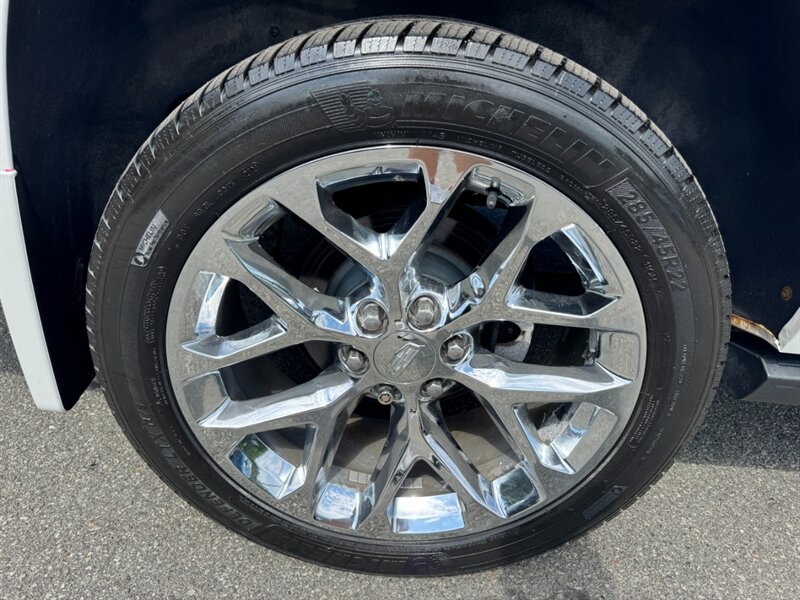 2017 Cadillac Escalade Platinum ESV - Photo 15 - Rockaway, NJ 07866