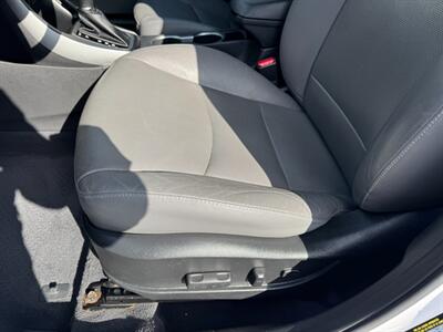 2015 Hyundai Elantra Limited   - Photo 17 - Rockaway, NJ 07866