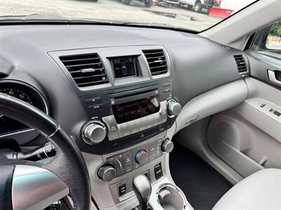 2011 Toyota Highlander SE   - Photo 23 - Rockaway, NJ 07866