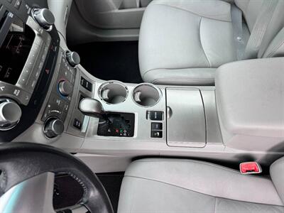 2011 Toyota Highlander SE   - Photo 32 - Rockaway, NJ 07866
