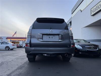 2016 Lexus GX PREMIUM  4WD ONE OWNER FULLY SERVICED - Photo 4 - San Diego, CA 92121-2523