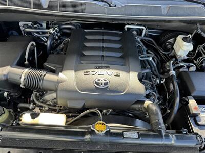 2013 Toyota Sequoia  4WD LEATHER NAV SUNROOF METHOD BFG KO3 ONE OWNER - Photo 20 - San Diego, CA 92121-2523