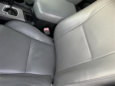 2013 Toyota Sequoia SR5  4WD LEATHER NAV SUNROOF PROCOMP ALLTERRAIN ONE OWNER - Photo 13 - San Diego, CA 92121-2523