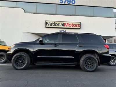 2013 Toyota Sequoia SR5  4WD LEATHER NAV SUNROOF PROCOMP ALLTERRAIN ONE OWNER - Photo 1 - San Diego, CA 92121-2523