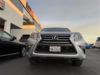 2015 Lexus GX  4WD ONE OWNER SUPER CLEAN - Photo 7 - San Diego, CA 92121-2523