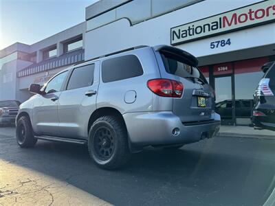 2014 Toyota Sequoia SR5  4WD 3RD ROW PROCOMP ALLTERRAIN SUNROOF BU CAMERA - Photo 6 - San Diego, CA 92121-2523