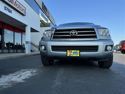 2014 Toyota Sequoia SR5  4WD 3RD ROW PROCOMP ALLTERRAIN SUNROOF BU CAMERA - Photo 3 - San Diego, CA 92121-2523