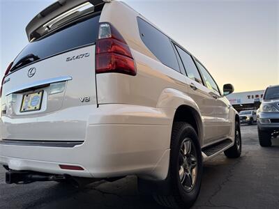 2009 Lexus GX 470  4WD WHITE/GRAY FULLY SERVICED SUPER CLEAN - Photo 5 - San Diego, CA 92121-2523