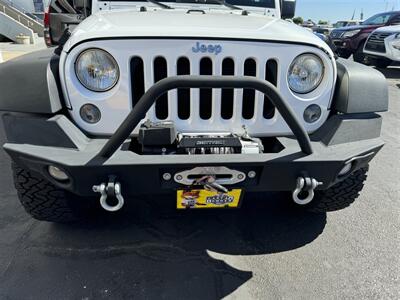 2014 Jeep Wrangler UNLIMITED Sport  4WD BUMPERS WINCH CarPlay One Owner Like New - Photo 9 - San Diego, CA 92121-2523