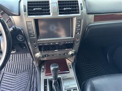 2015 Lexus GX Premium  4WD ONE OWNER LEATHER WHITE/BLACK INTERIOR - Photo 8 - San Diego, CA 92121-2523