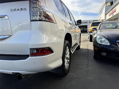 2015 Lexus GX Premium  4WD ONE OWNER LEATHER WHITE/BLACK INTERIOR - Photo 4 - San Diego, CA 92121-2523