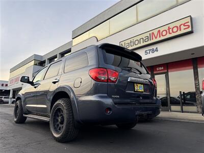 2008 Toyota Sequoia Platinum  4WD LOW MILES PROCOMP ALLTERRAIN - Photo 5 - San Diego, CA 92121-2523