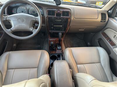 2000 Toyota 4Runner Limited  4WD w/Rear Locker ONE OWNER LIKE NEW - Photo 10 - San Diego, CA 92121-2523