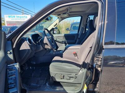 2009 Ford Explorer XLT   - Photo 8 - Cincinnati, OH 45231
