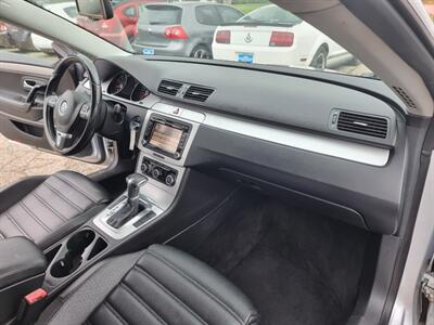 2011 Volkswagen CC Sport PZEV   - Photo 25 - Cincinnati, OH 45231