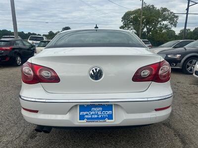 2009 Volkswagen CC Sport   - Photo 6 - Cincinnati, OH 45231