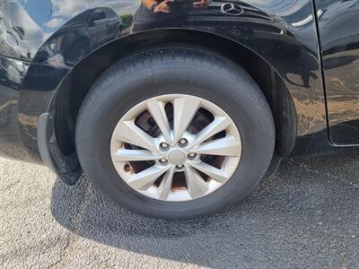 2016 Kia Sedona LX - Photo 38 - Cincinnati, OH 45231