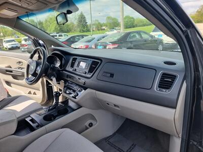 2016 Kia Sedona LX - Photo 29 - Cincinnati, OH 45231