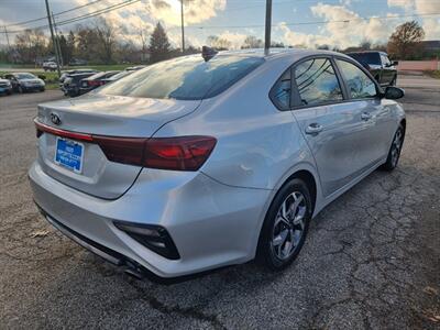 2019 Kia Forte LXS   - Photo 5 - Cincinnati, OH 45231