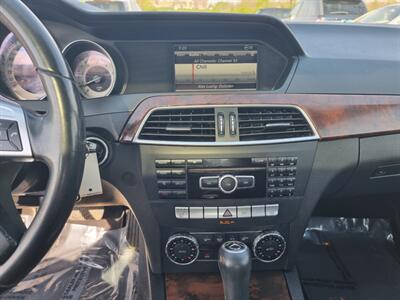 2013 Mercedes-Benz C 300 4MATIC   - Photo 13 - Cincinnati, OH 45231