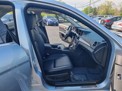 2013 Mercedes-Benz C 300 4MATIC   - Photo 26 - Cincinnati, OH 45231