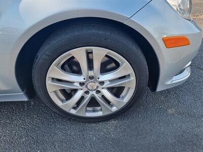 2013 Mercedes-Benz C 300 4MATIC   - Photo 39 - Cincinnati, OH 45231