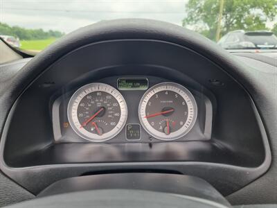 2011 Volvo C70 T5 - Photo 25 - Cincinnati, OH 45231