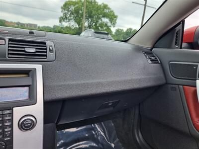 2011 Volvo C70 T5 - Photo 30 - Cincinnati, OH 45231