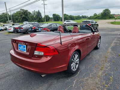 2011 Volvo C70 T5 - Photo 5 - Cincinnati, OH 45231
