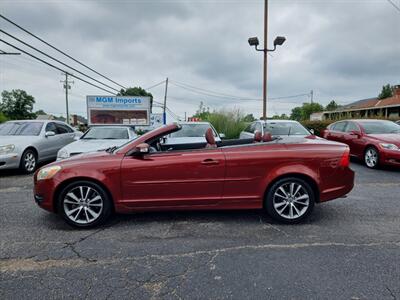 2011 Volvo C70 T5 - Photo 2 - Cincinnati, OH 45231