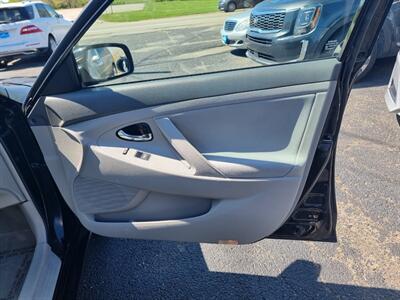 2011 Toyota Camry LE   - Photo 27 - Cincinnati, OH 45231