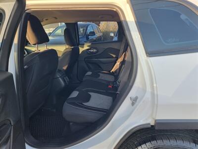 2015 Jeep Cherokee Sport - Photo 21 - Cincinnati, OH 45231