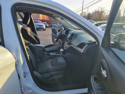 2015 Jeep Cherokee Sport - Photo 26 - Cincinnati, OH 45231