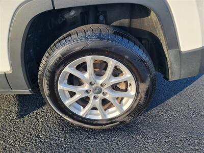 2015 Jeep Cherokee Sport - Photo 35 - Cincinnati, OH 45231