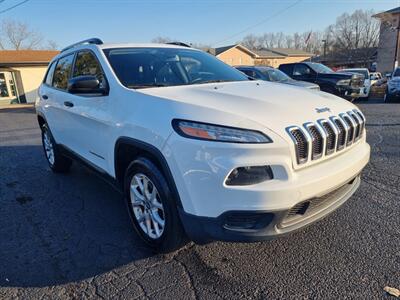 2015 Jeep Cherokee Sport - Photo 4 - Cincinnati, OH 45231