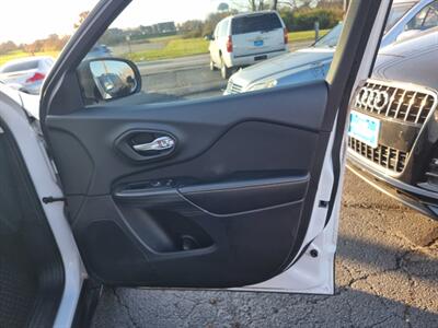 2015 Jeep Cherokee Sport - Photo 30 - Cincinnati, OH 45231